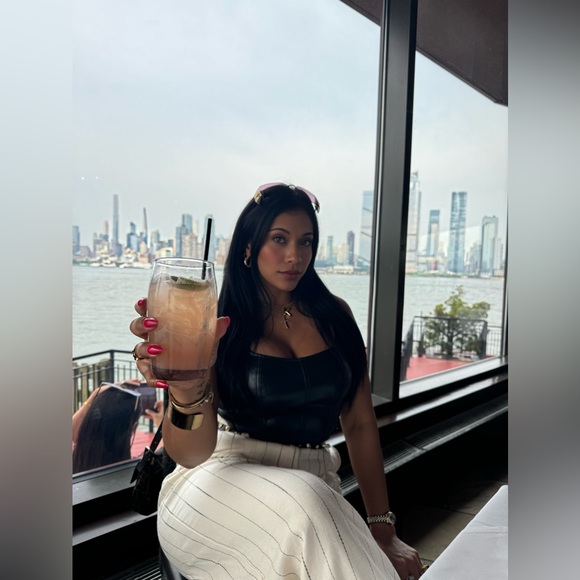 Meet your Posher, Lucila - Picture 4 of 15